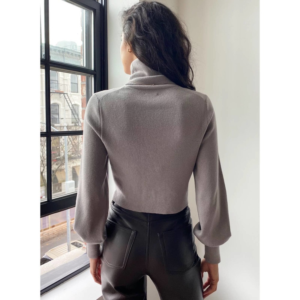 Aritzia Wilfred Rebecca Cropped Turtleneck Sweater Size S - Picture 2 of 11